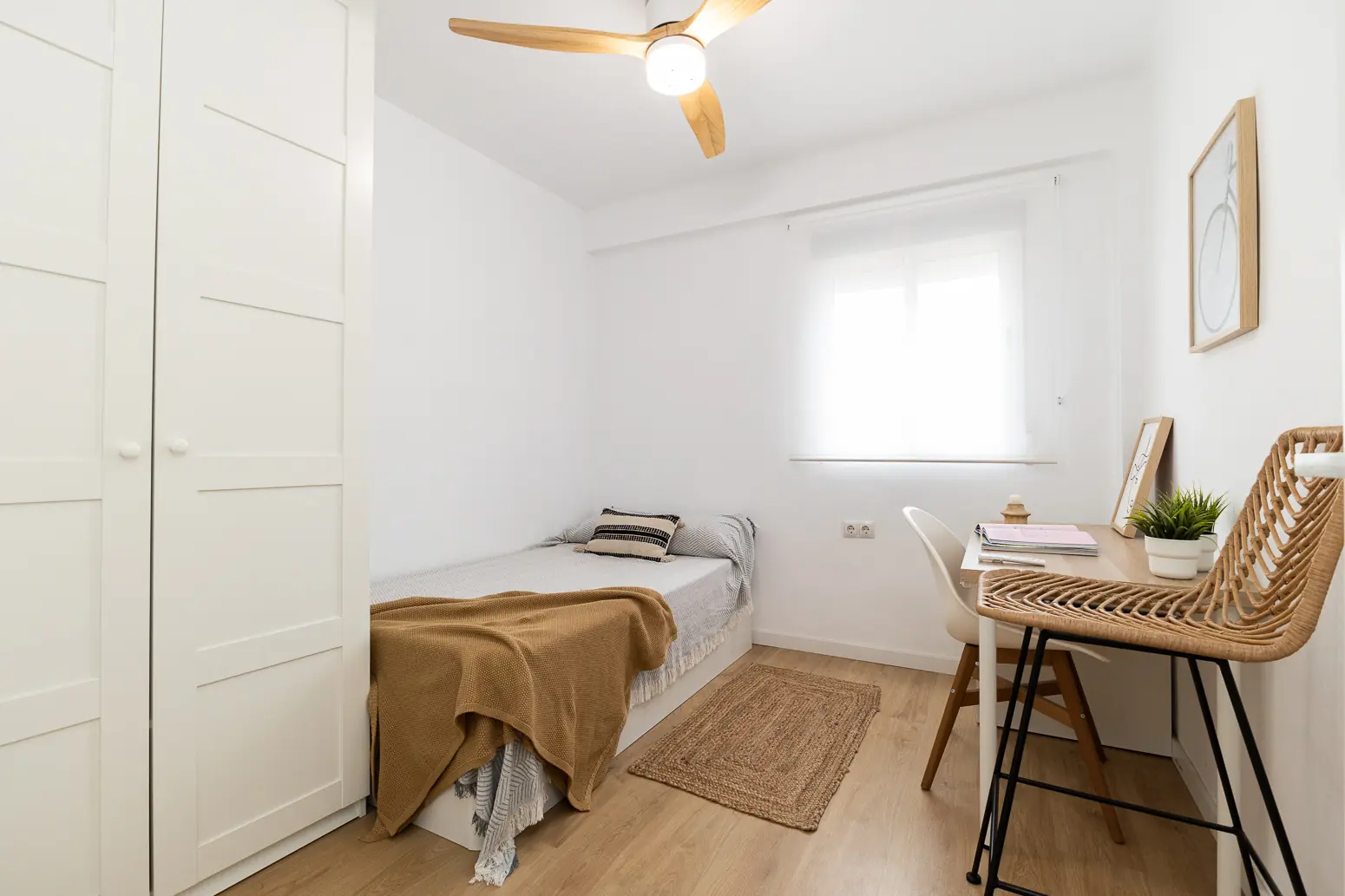 Habitación individual en Calle Ramon Marquet en Valencia — 625 €/mes | Lupo Rooms