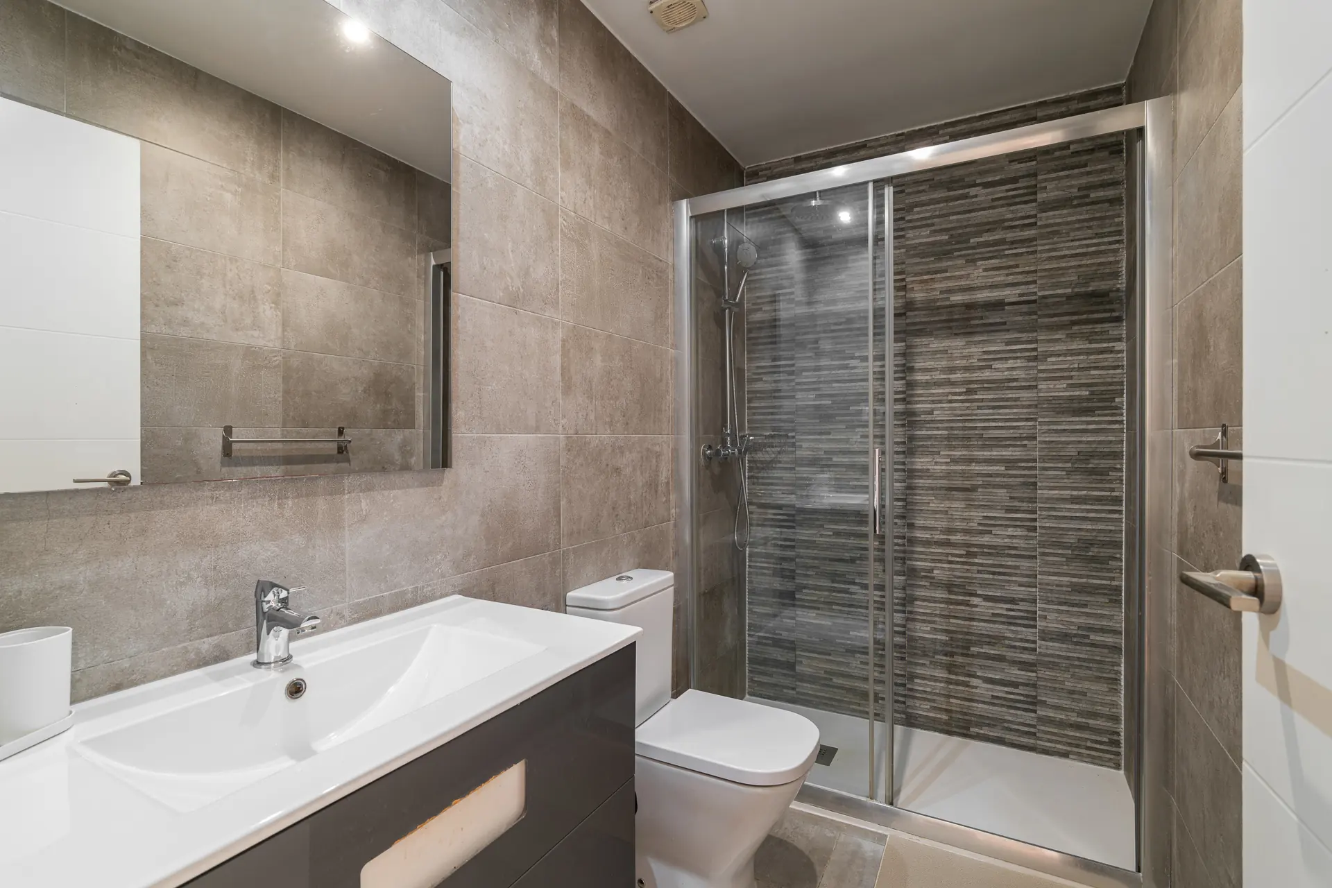 Habitación individual en Carrer de l'Hospital en Barcelona — 1400 €/mes | Lupo Rooms