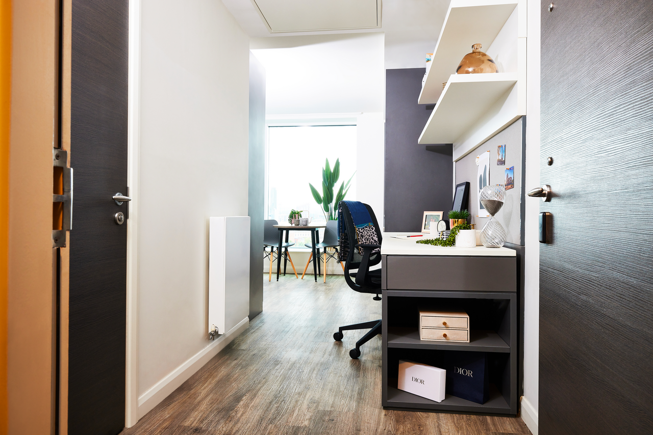 Estudio adaptado en residencia de estudiantes