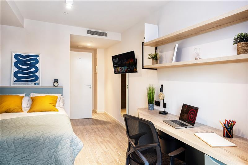Classic Plus Studio im Studentenwohnheim in Madrid — 1882 €/Monat | Lupo Rooms