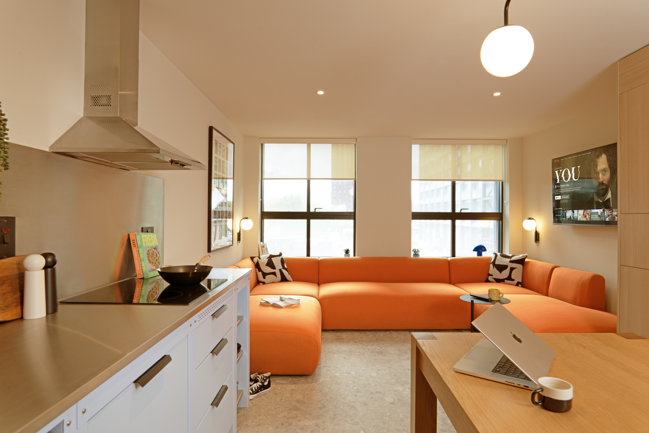 Studio potenziato presso la residenza studentesca a Manchester — 1581 £/mese | Lupo Rooms