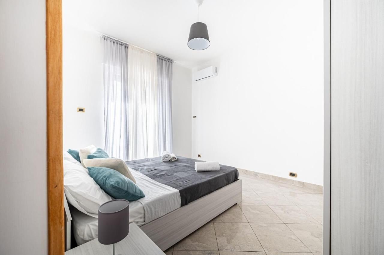 Single room with private bathroom in San Giovanni (Via Niso) in Roma — 850 €/month | Lupo Rooms