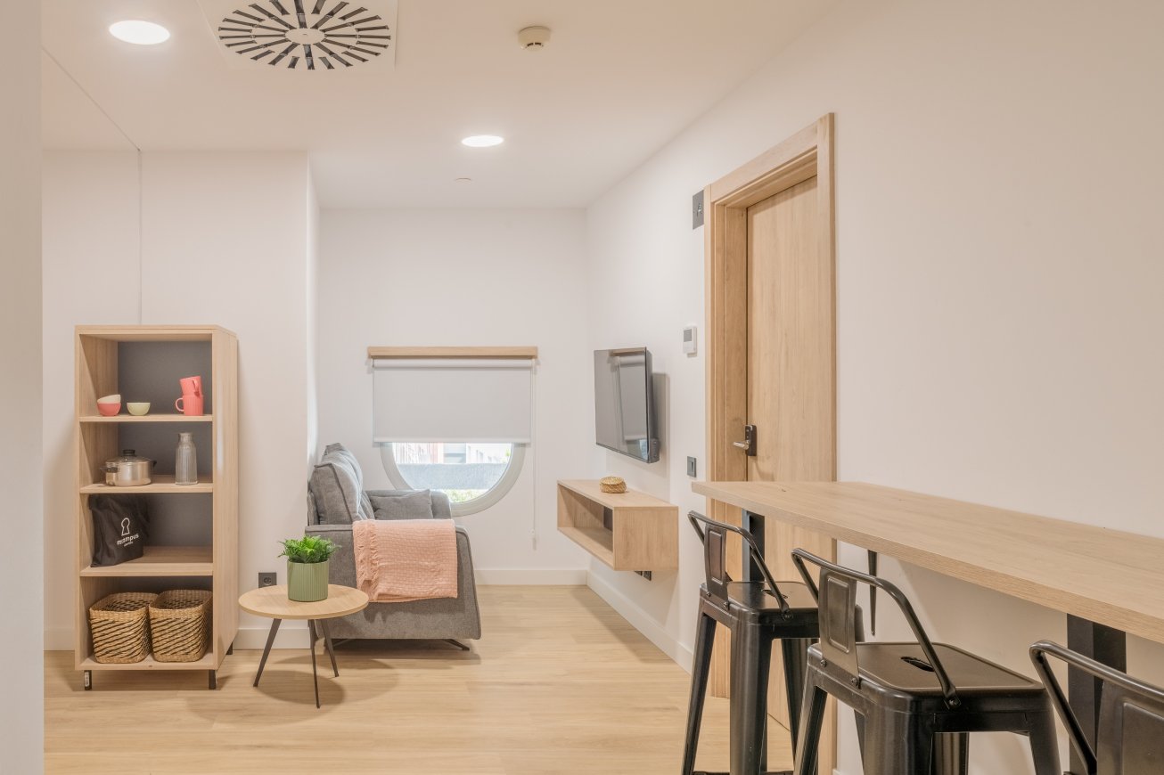 Individual en apartamento 4 habitaciones en residencia de estudiantes