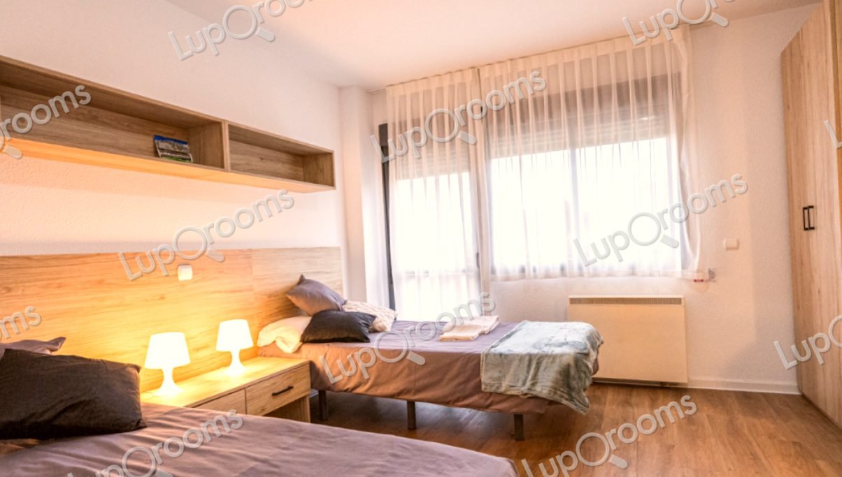 Doppelnutzung Einzelzimmer im Studentenwohnheim in Logroño — 771 €/Monat | Lupo Rooms