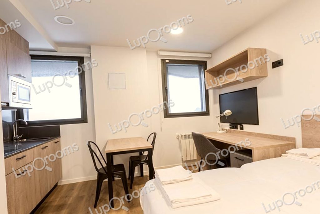 Doppelzimmer im Studentenwohnheim in Santander — 595 €/Monat | Lupo Rooms