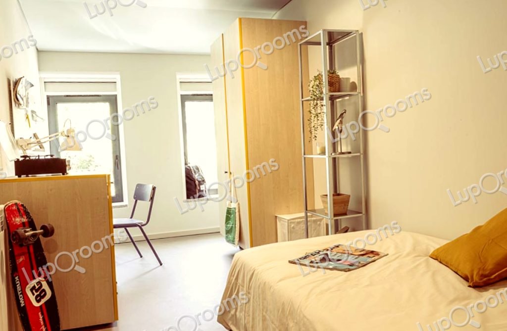 Einzelzimmer im Studentenwohnheim in Covilhã — 398 €/Monat | Lupo Rooms