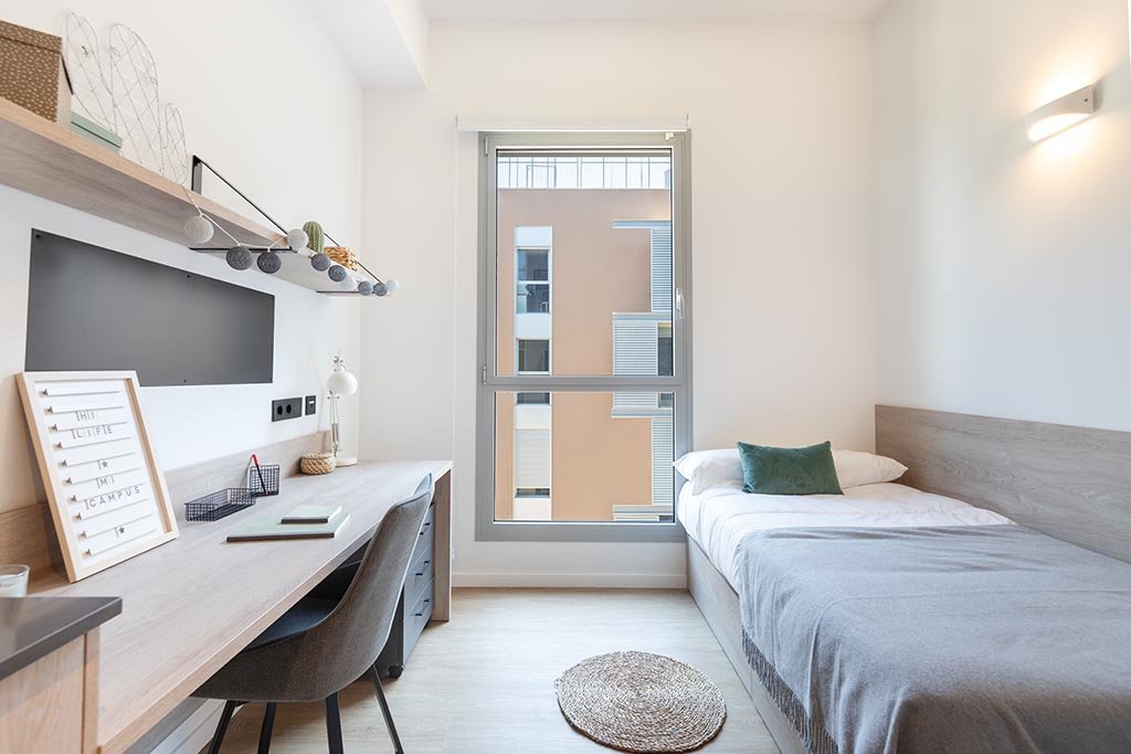 Camera singola in residenza studentesca a Barcelona — 1060 €/mese | Lupo Rooms