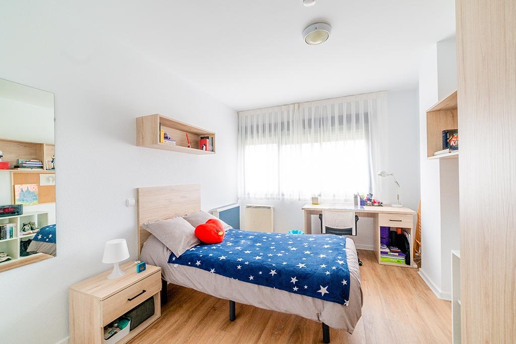 Einzelzimmer im Studentenwohnheim in Logroño — 671 €/Monat | Lupo Rooms
