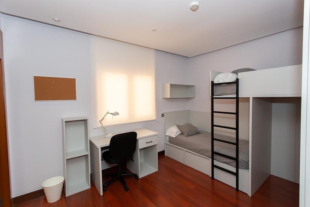 Camera doppia in residenza studentesca a Madrid — 609 €/mese | Lupo Rooms