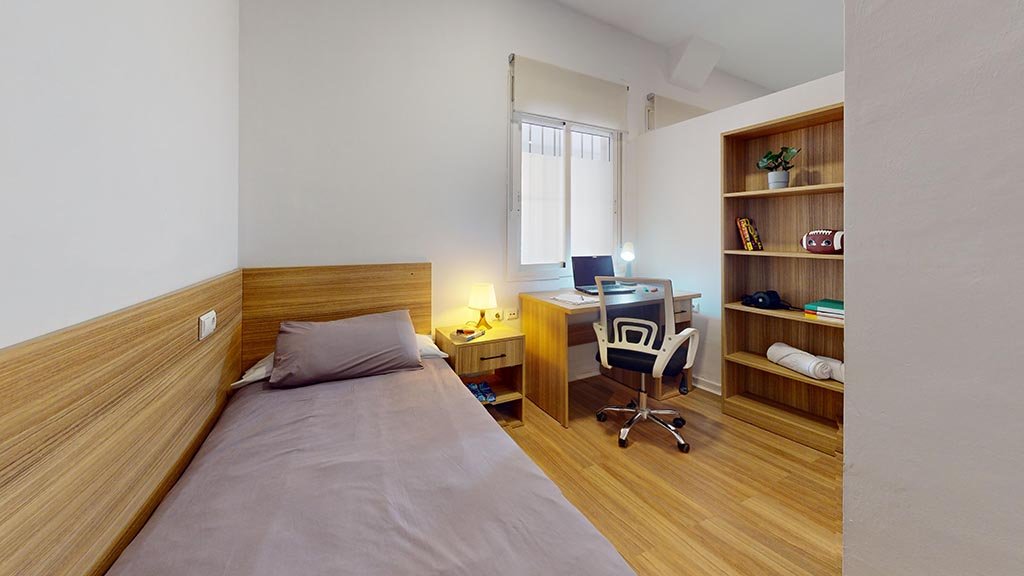 Doble en residencia de estudiantes a Málaga — 592 €/mese | Lupo Rooms