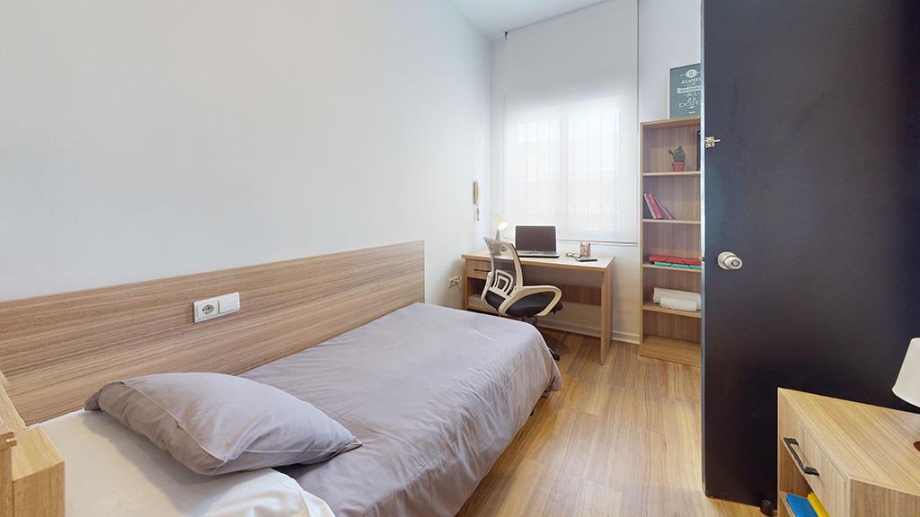 Individual Cocina Compartida en residencia de estudiantes en Málaga — 729 €/mes | Lupo Rooms