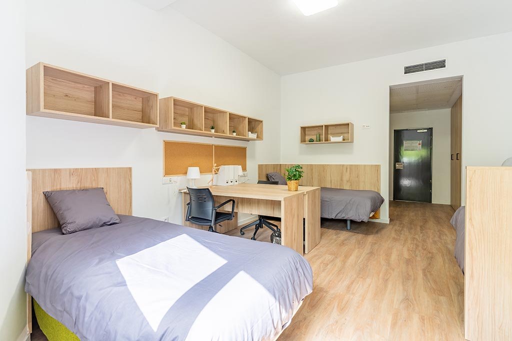 Triple en residencia de estudiantes, Valencia — 865 €/mies. | Lupo Rooms