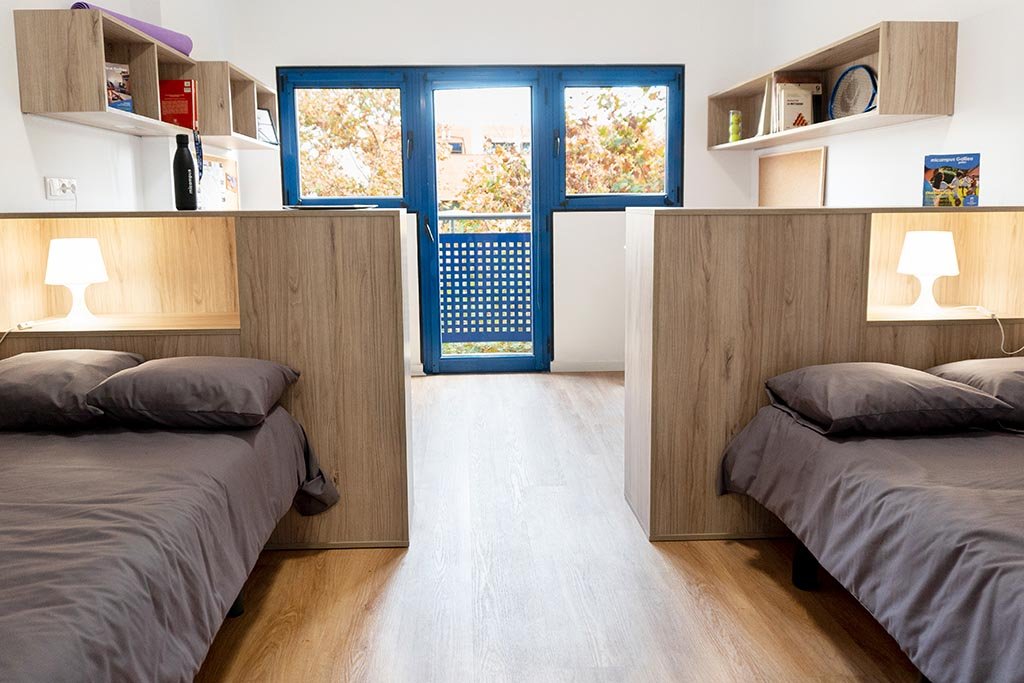 Doppelzimmer im Studentenwohnheim in Valencia — 966 €/Monat | Lupo Rooms