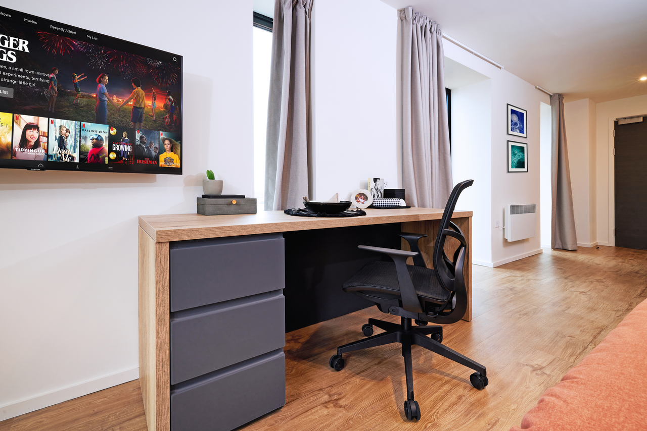 Deluxe studio in student residence in Coventry — 1876 £/month | Lupo Rooms