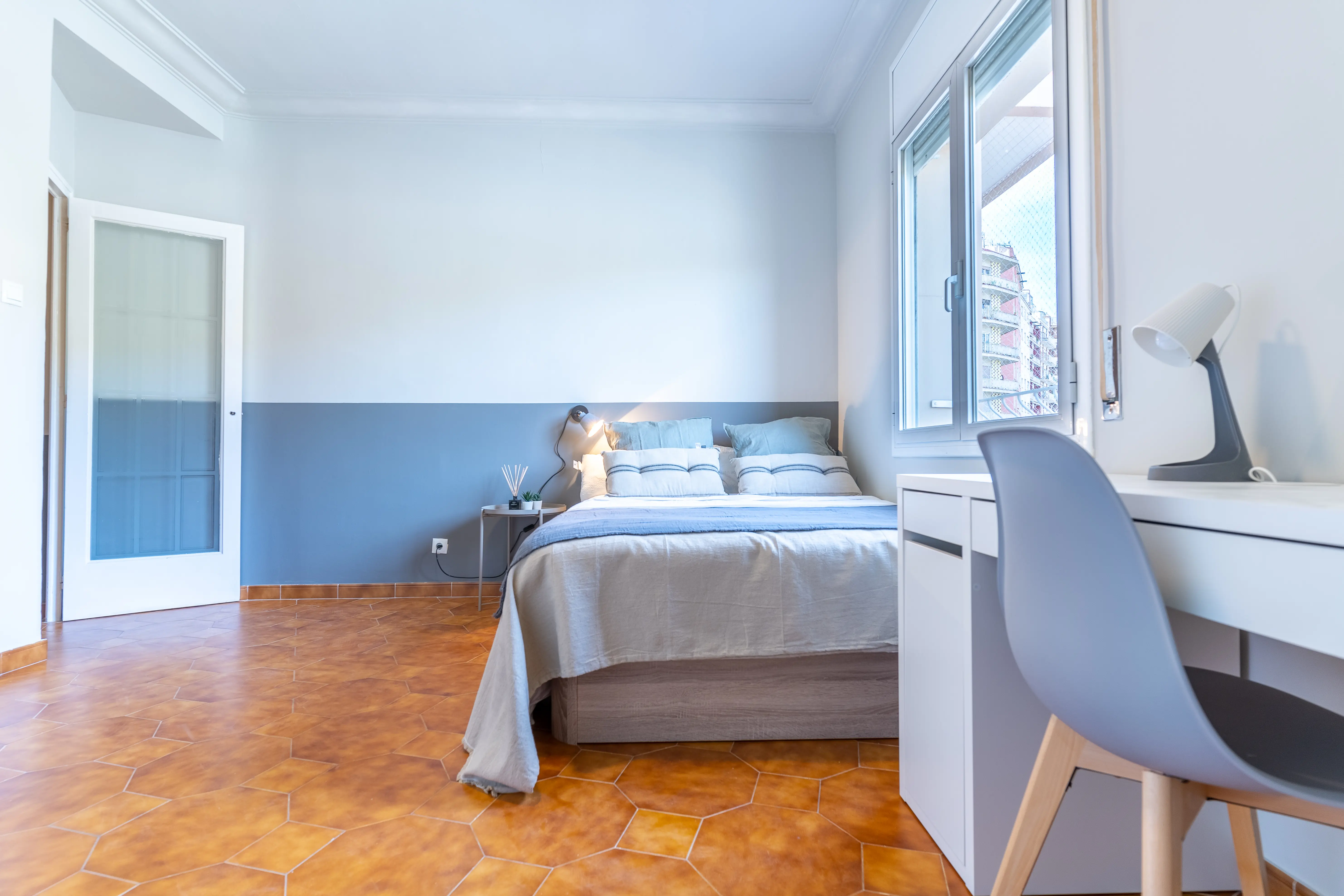 Habitación individual en Plaça d'Alfons el Savi en Barcelona — 790 €/mes | Lupo Rooms